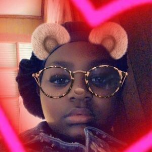 Meet your Posher, Amiya